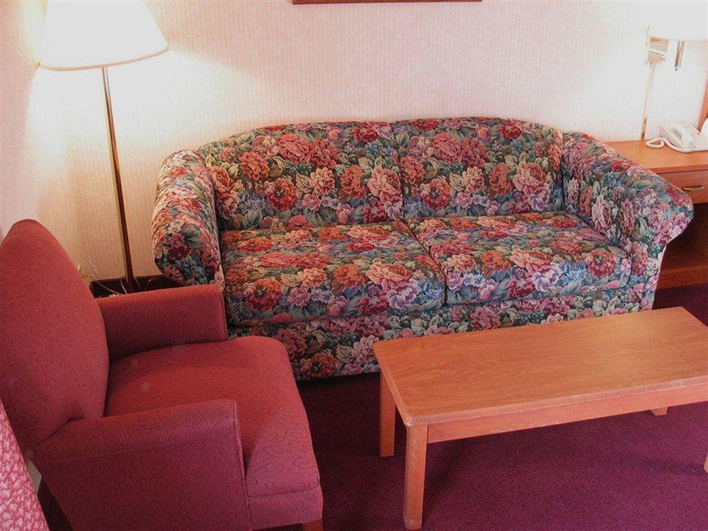 Hampton Inn Altoona Quarto foto